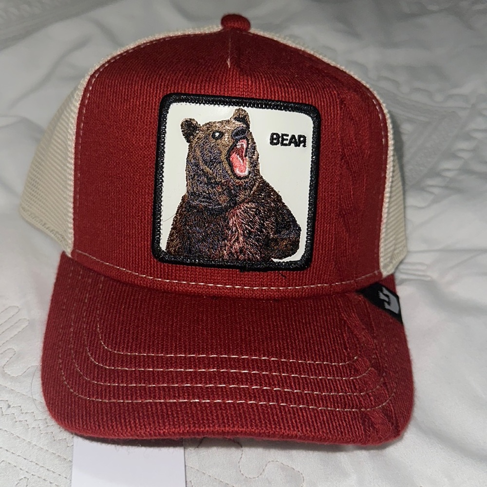 Goorin Bros The Farm Animal Trucker SNUG LYFE CAPSULE BEAR WHAT IT IS Red Hat